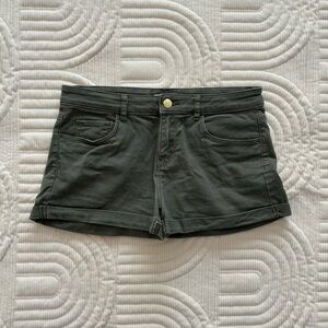Olive green shorty shorts